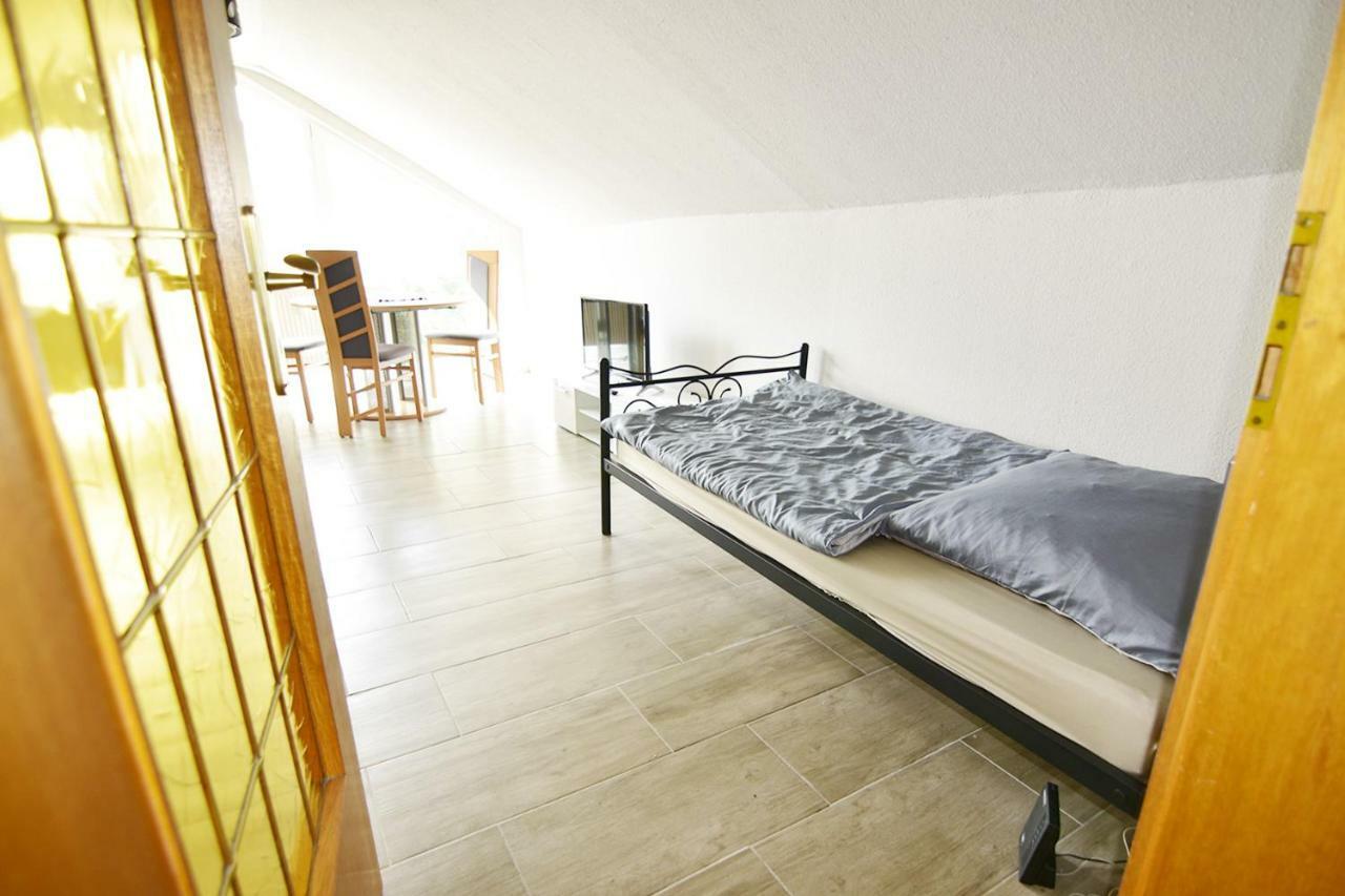 Apartment Koeln Porz Quarto foto